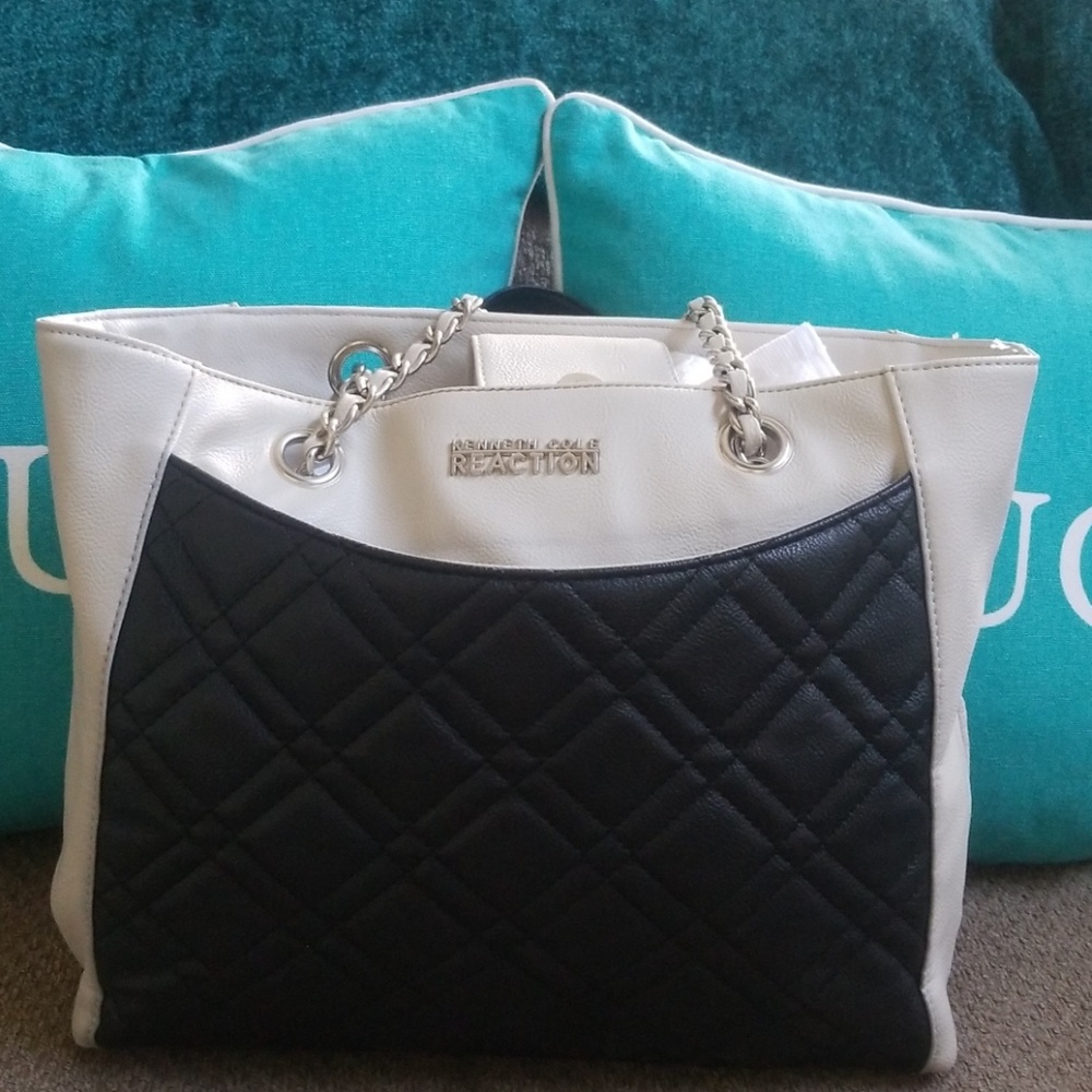 Kenneth Cole reaction purse